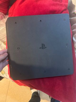 PS4 Slim Negra