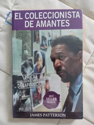 Colección de 4 libros de crimen y misterio.