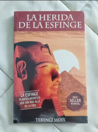 Colección de 4 libros de crimen y misterio.