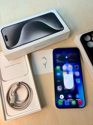 iPhone 15 Pro Max - 256GB - Como nuevo