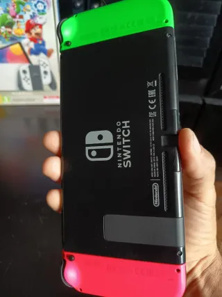 Nintendo Switch Verde y Rosa