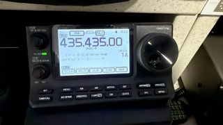 ICOM IC-7100 HF/VHF/UHF DIGITAL DSTAR