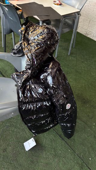 Chaqueta Moncler Roja