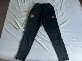 Chándal Manchester United Adidas Burdeos