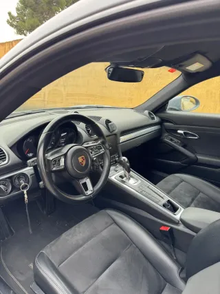 Porsche 718 Cayman 2018