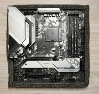 Placa gama alta B550M Steel Legend AM4