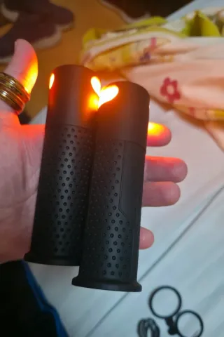 Empuñaduras Patinete/Bici con Luz LED Naranja