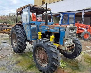 Tractor Ebro 6079 Sincro 12 con pala y cazo.