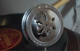 Grammofono Master's Voice quadrato