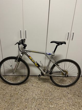 Bicicleta GT Plata