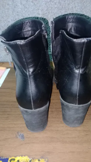 Stivaletti donna neri