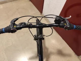 Bicicleta de Montaña Negra