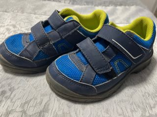 Zapatillas montaña niño azul y verde talla 28