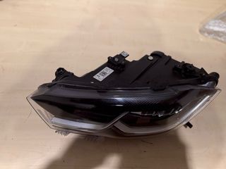 Faro Izquierdo Volkswagen Polo Negociable