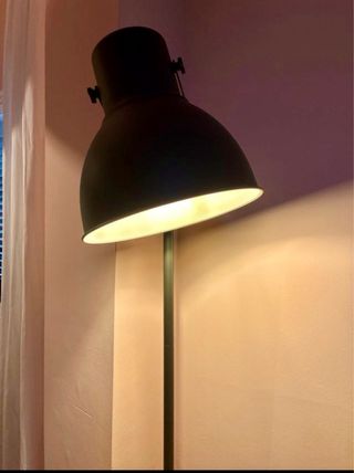 Lámpara de pie industrial gris grafito