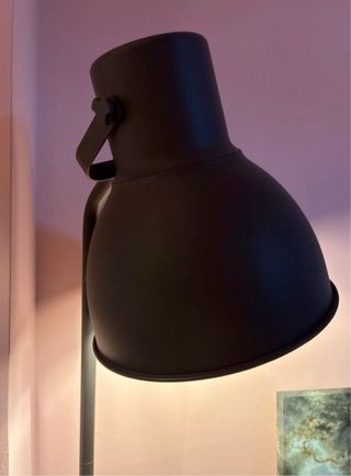 Lámpara de pie industrial gris grafito