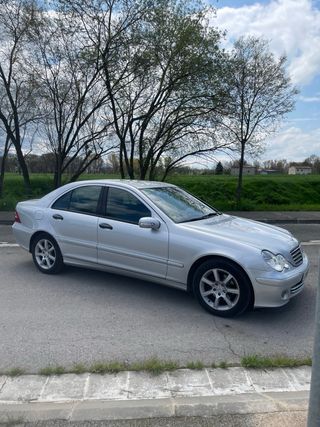 Mercedes-Benz Clase C 117000km