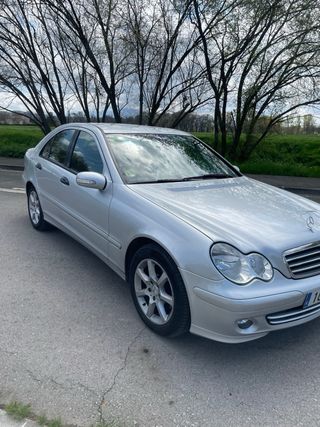 Mercedes-Benz Clase C 117000km