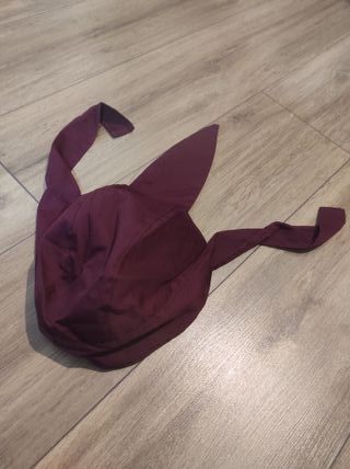 Bata y gorro laboratorio resistente