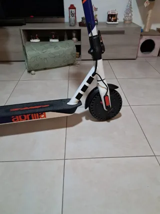 Patinete Eléctrico Aprilia