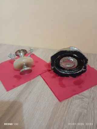 Vasetto in onice e statuetta Colosseo