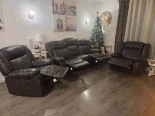 Sofá 3 plazas y 2 sillones piel PRECIO NEGOCIABLE