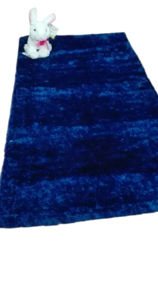 Alfombra azulón pelo corto