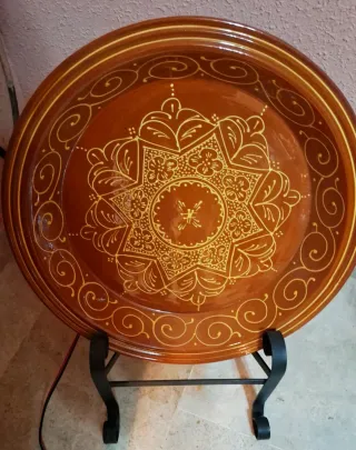 Plato Mandala barro pintado a mano