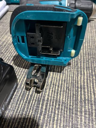 Taladro atornillador inalámbrico Makita DDF482RFJ