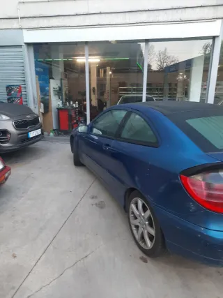 Mercedes-Benz Clase C 2004