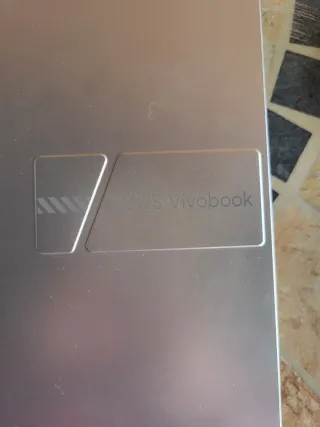 Portátil Asus Vivobook i7 14 pulgadas