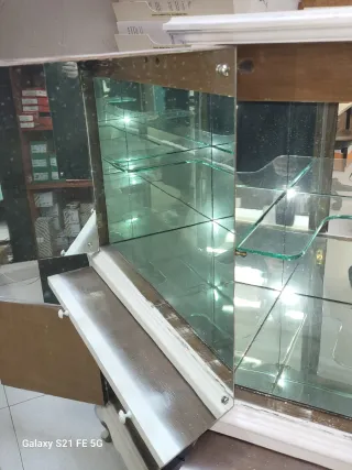 Mueble Bar Vintage Madera Beige. Falta restaurar.