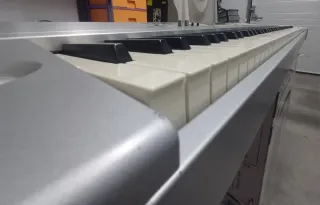 Teclado Korg TRITON Le 88