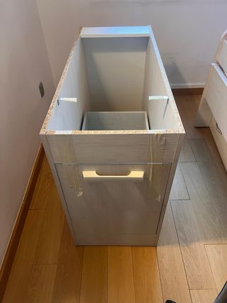 Escritorio madera prácticamente nuevo