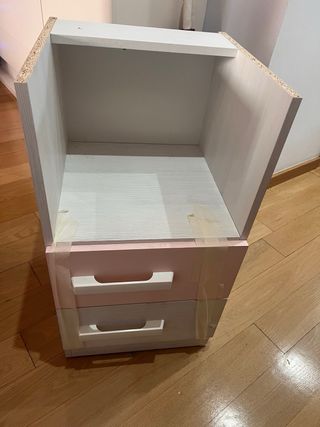 Escritorio madera prácticamente nuevo