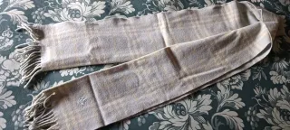 Bufanda Burberry Beige y Gris