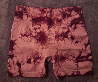 Mallas cortas push up efecto tie-dye