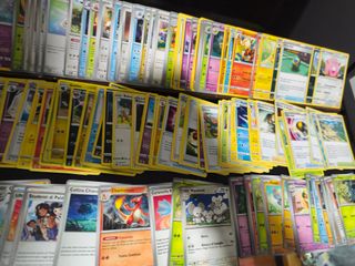 Colección 300 Cromos Pokémon