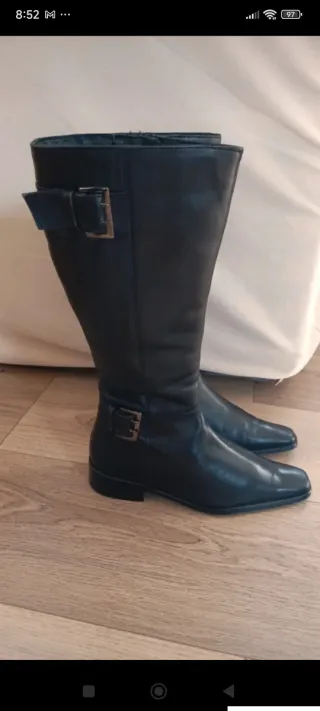 Stivali in vera pelle neri taglia 37