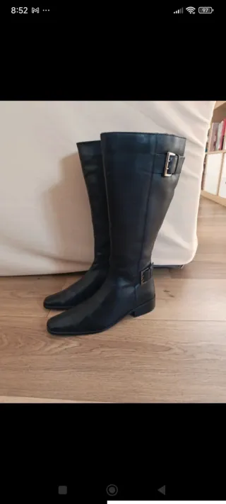 Stivali in vera pelle neri taglia 37