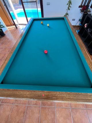Mesa de billar francés ( con todo lo que se ve)