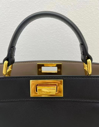 Borsa Fendi Peekaboo Mediano Nero