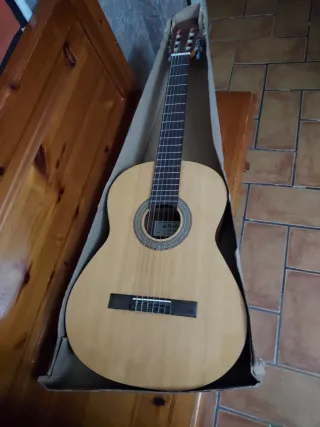 Guitarra Clásica Madera Natural