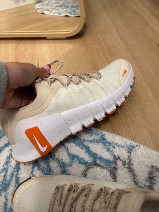 Nike Bambas Gimnasio/Crossfit Beige Naranja