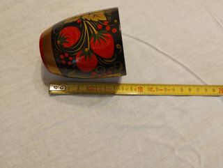 Set bicchieri e ciotola in legno dell'est Europa