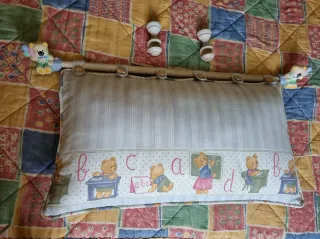 Juego de Edredón,cabezal,cortinas y cojines