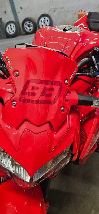 Kawasaki Z900 A2,Marc marquez,cascos no incluidos