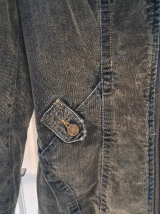 Chaqueta estilo vaquera verde oliva