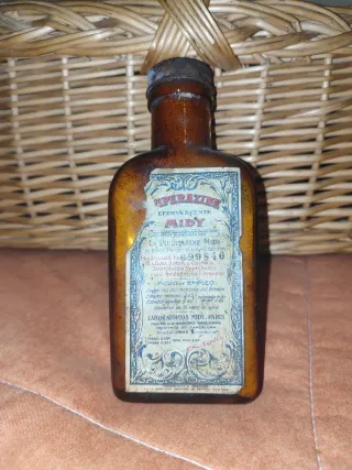 Botella Antigua Piperazine Midy Vidrio Ámbar