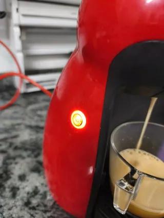 Cafetera Piccolo Roja Dolce Gusto